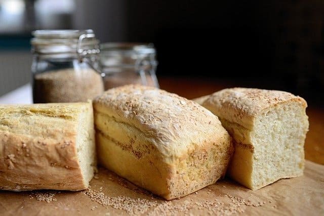 ¿Cómo se prepara el pan casero?