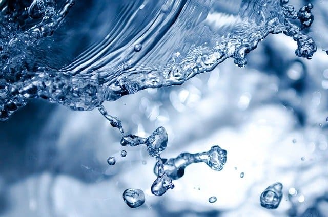 Cómo conservar la mayor cantidad de agua en la cocina